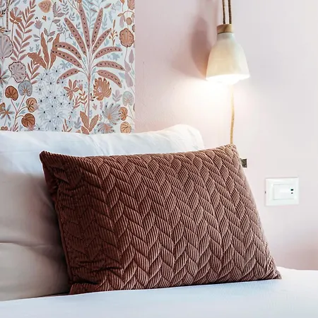 Riva - By Myhomeincomo * Lenno