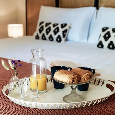 Riva - By Myhomeincomo Вилла