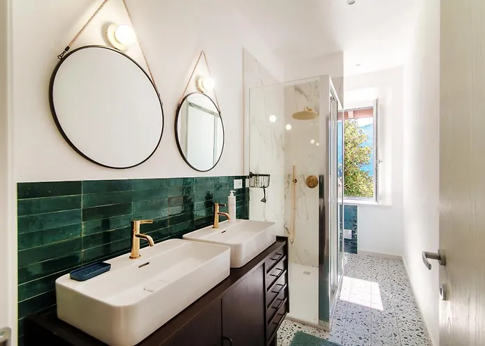 Riva - By Myhomeincomo *