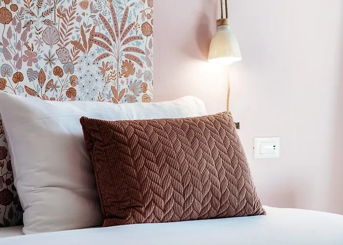 Riva - By Myhomeincomo * 莱诺