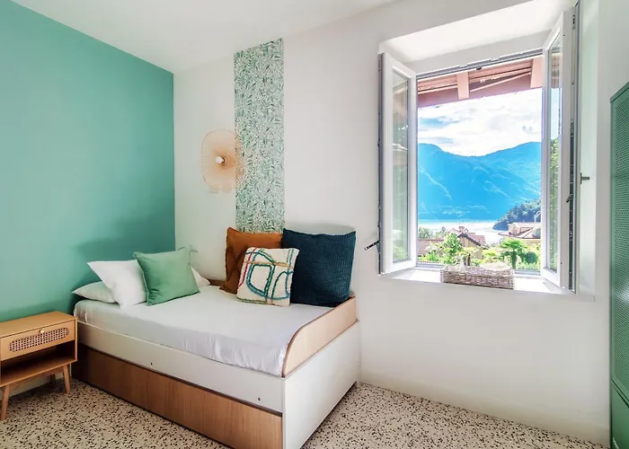 别墅 Riva - By Myhomeincomo