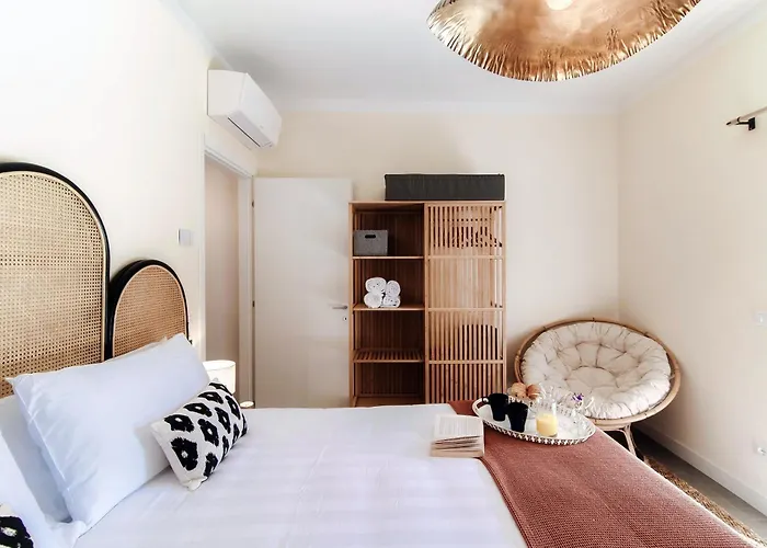 Riva - By Myhomeincomo *